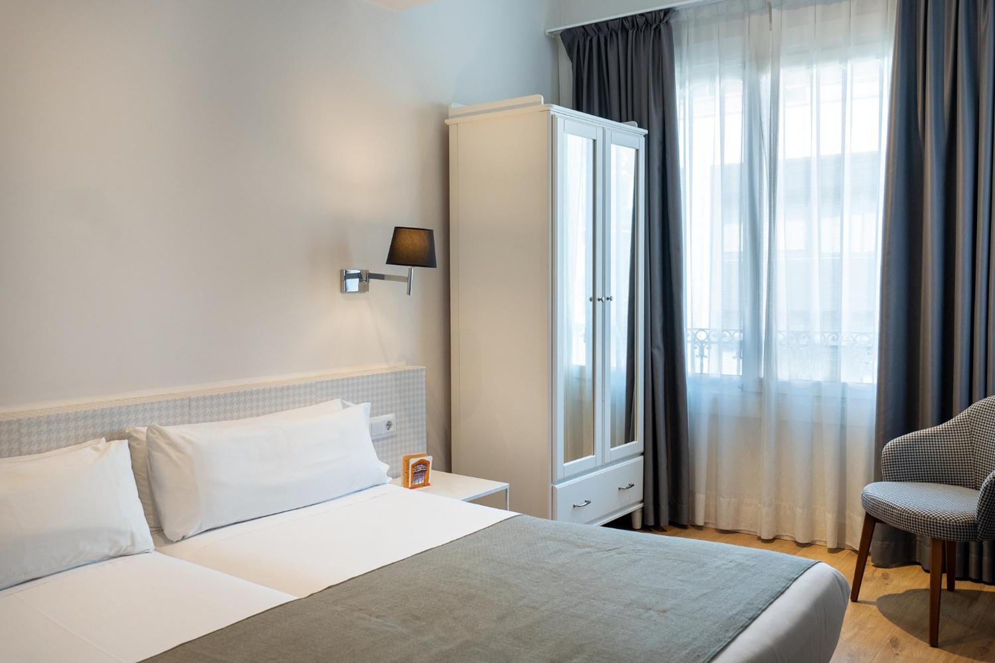 Meson Castilla Atiram 3* Barcelona