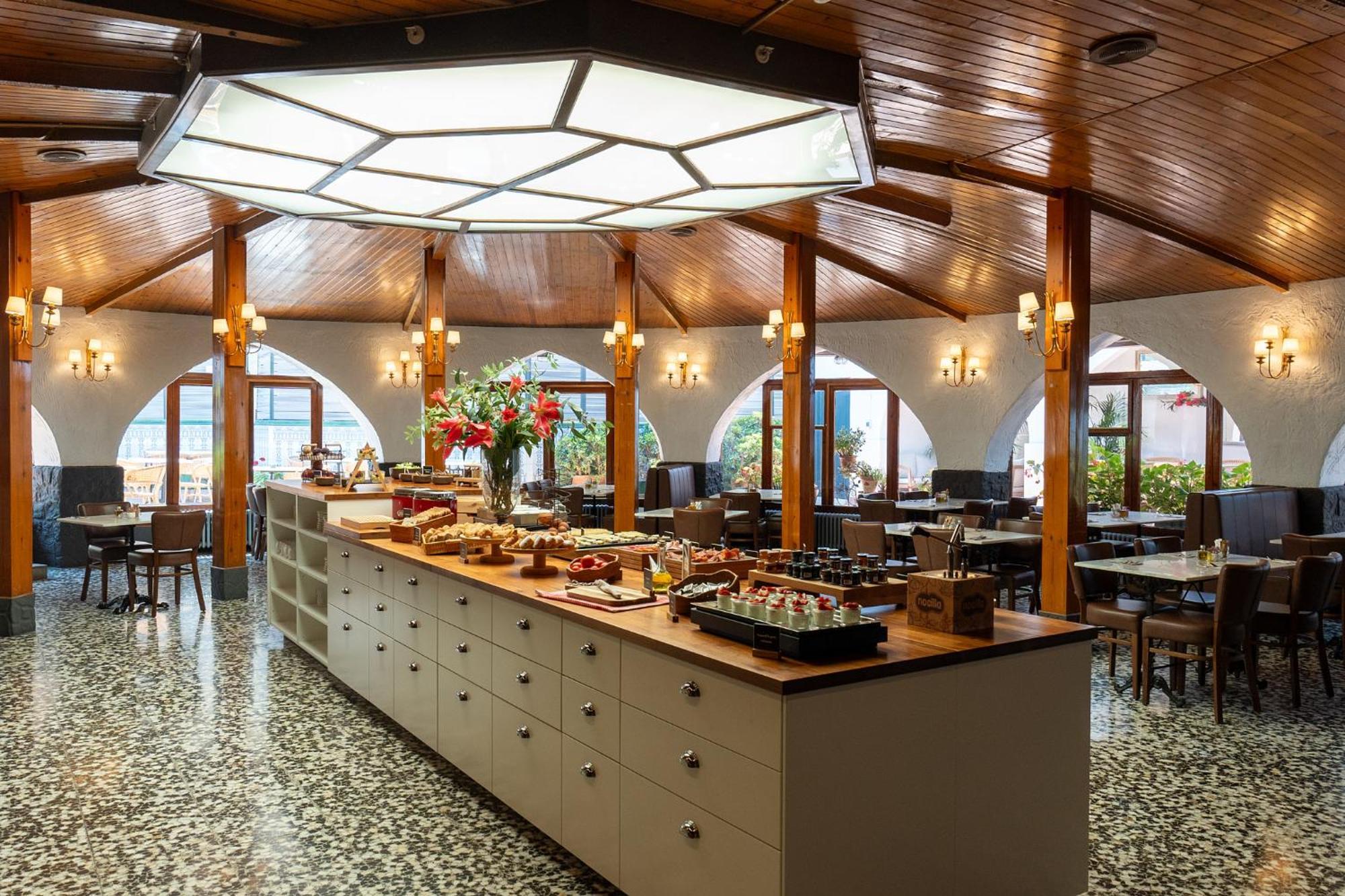 Meson Castilla Atiram Hotel